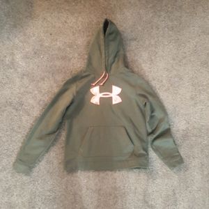 Hunter green and pink camo Under Armour hoodie